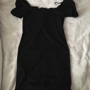 FOREVER 21 BLACK DRESS